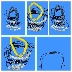 Taylor Swift friendship bracelets